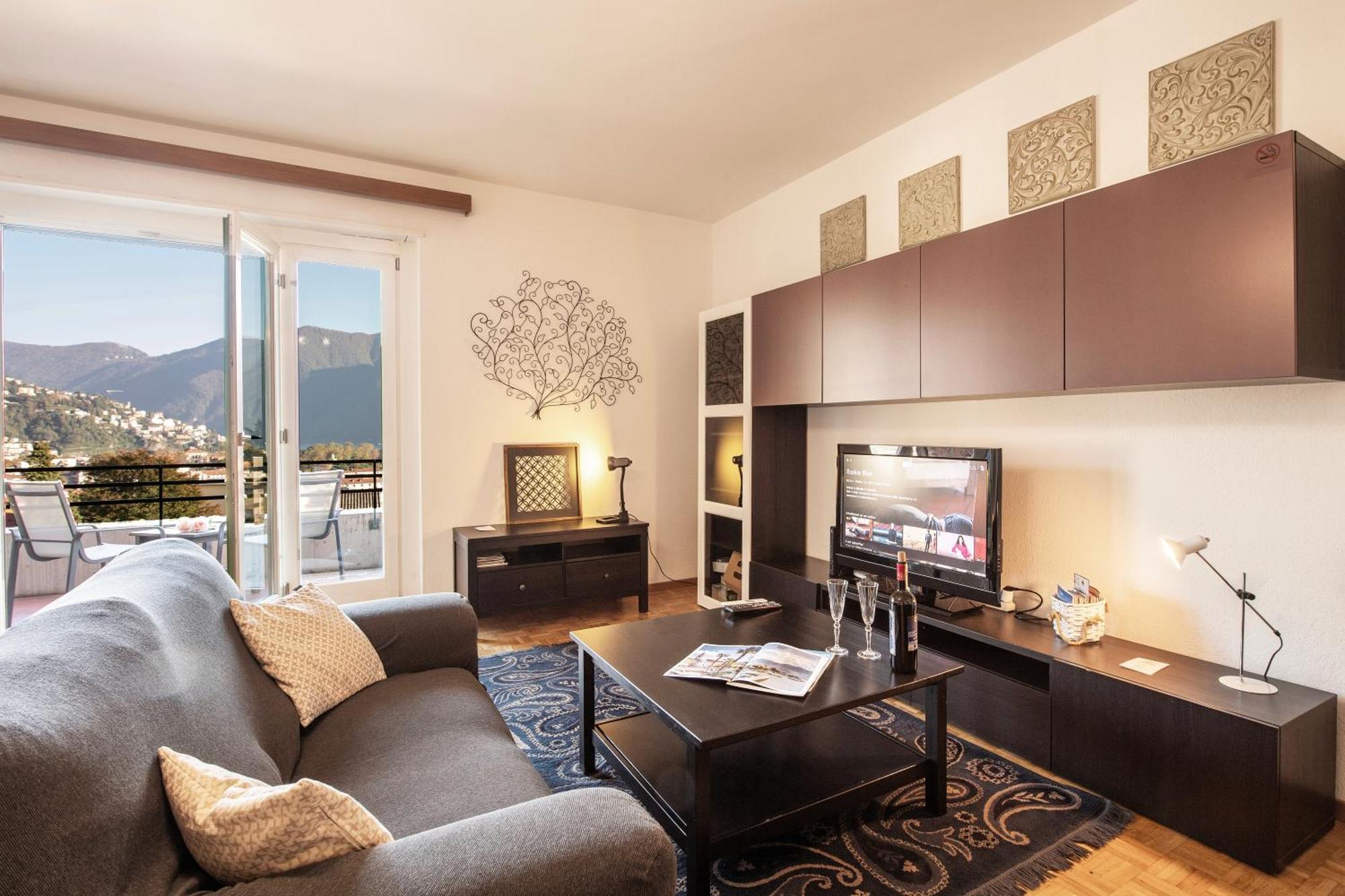 Santiago Home - Happy Rentals Лугано Экстерьер фото